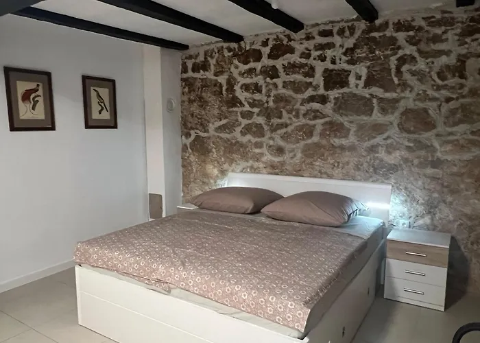 Apartman Bei Joschko Pakostane